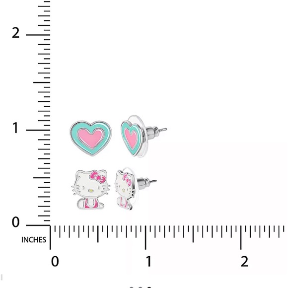 NIB 2 pairs of hello kitty earrings - Picture 2 of 5